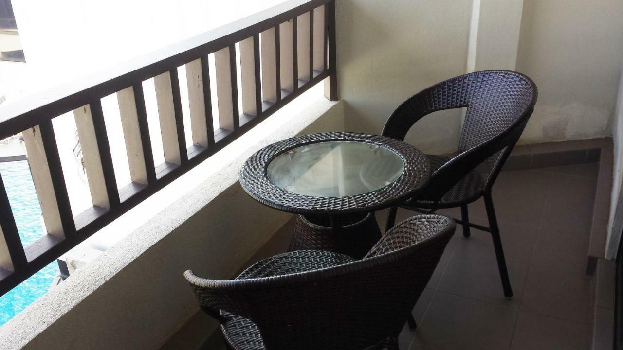 Cherloft@Samsuria Beach Residences Kampung Sungai Ular Экстерьер фото